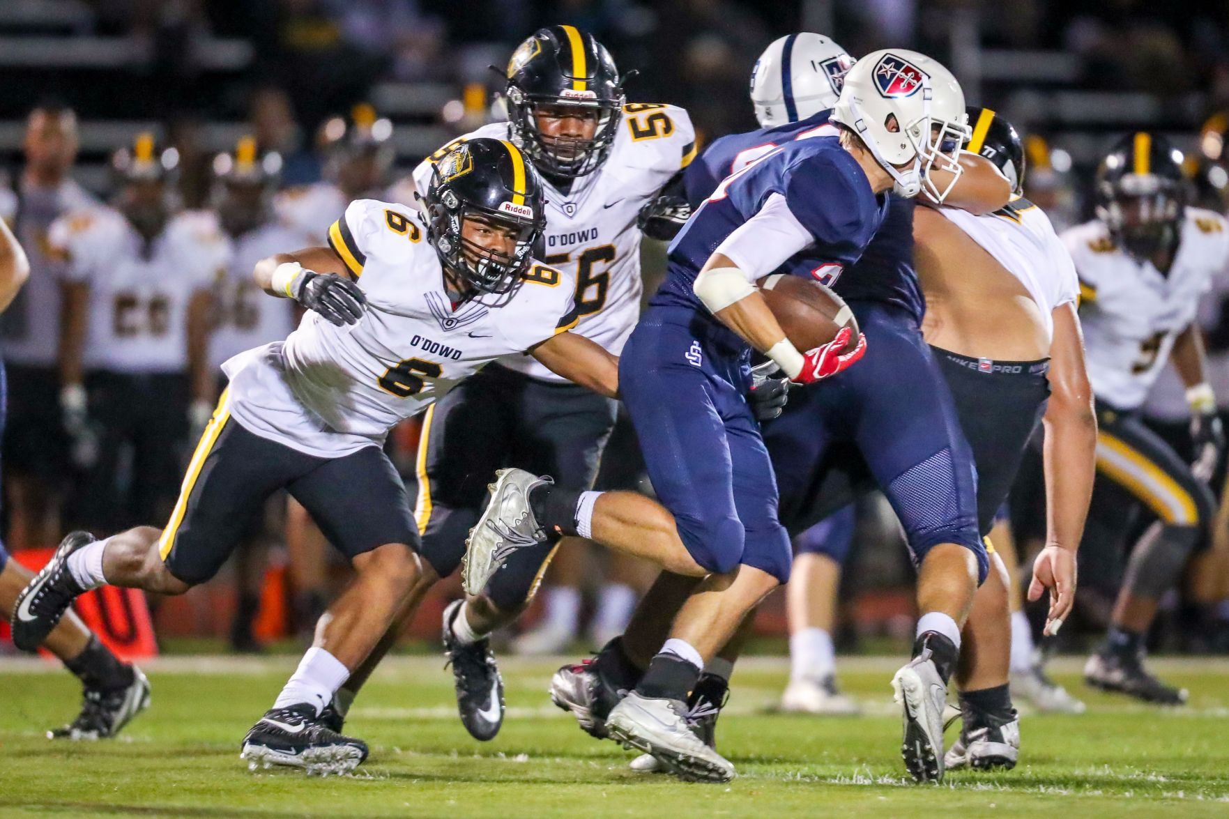 Justin-Siena football